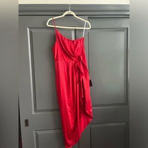 LULUS - one shoulder red dress never been worn